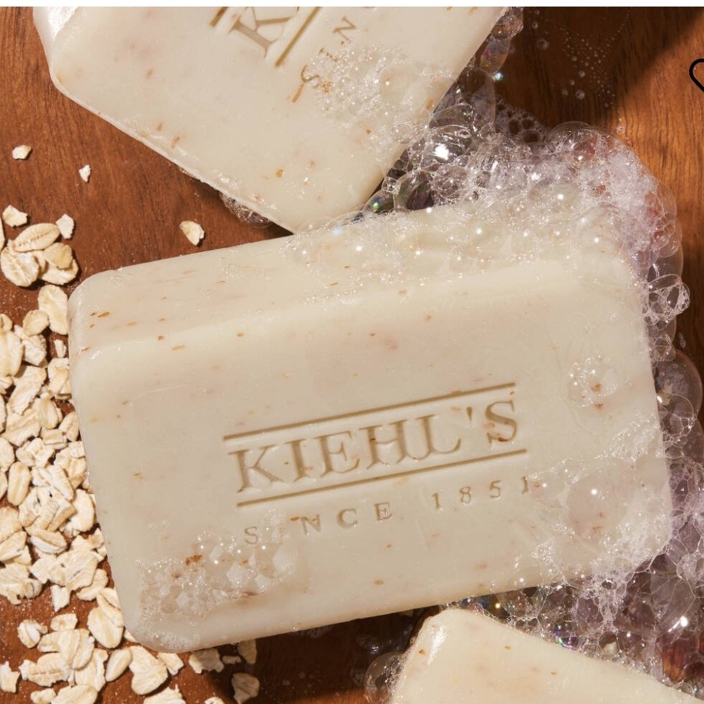 Kiehl’s Ultimate Man Body Scrub Bar soap 200g